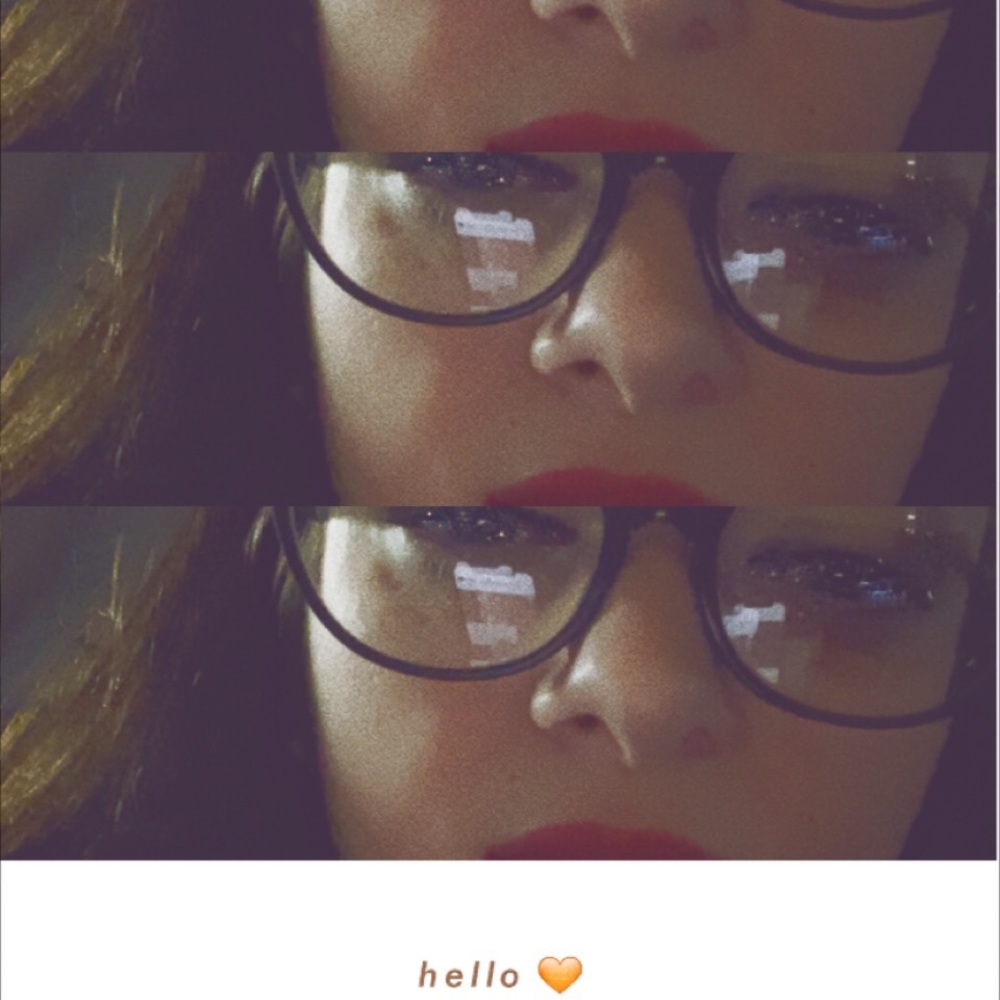Meet your Posher, Kayla